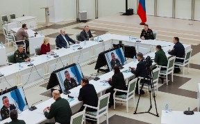 Политика и экономика