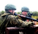 Учатся прикрывать друг друга огнём: как мобилизованных сахалинцев готовят на полигоне в Троицком