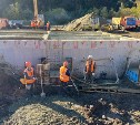 Стены новых очистных сооружений возводят в Вахрушеве