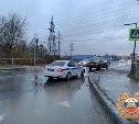 Toyota Camry сбила 23-летнего пешехода на "зебре" в Южно-Сахалинске