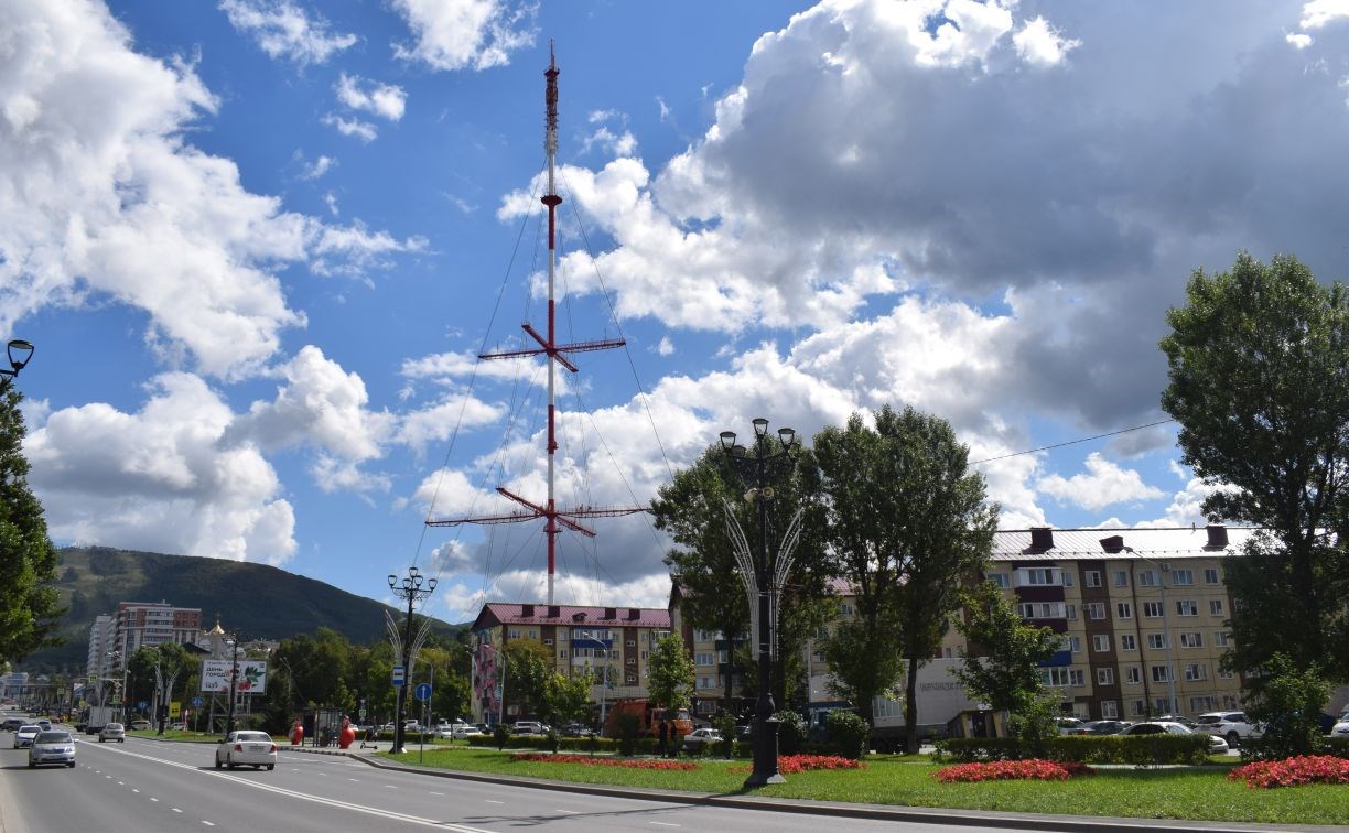 Сахалинский радиотелецентр РТРС празднует 80-летие