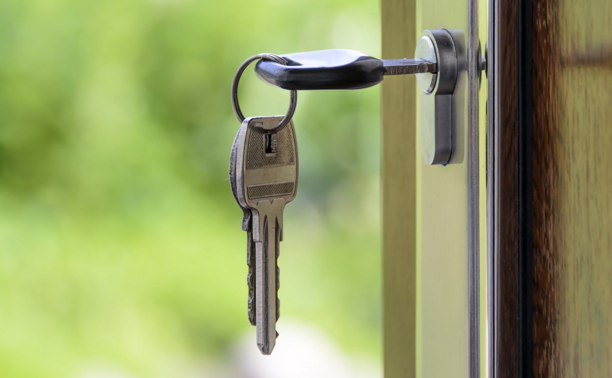 Жителя Углегорска переселили из аварийки только после вмешательства прокуратуры 