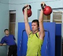 Соревнования по гиревому спорту среди пожарных прошли в южно-Сахалинске