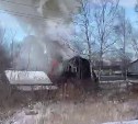 Двухэтажный частный дом горел в Южно-Сахалинске