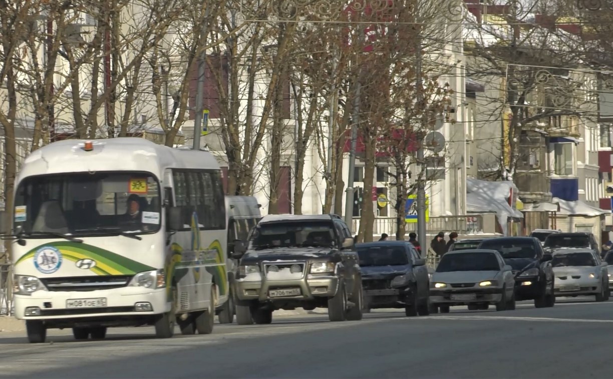 На содержание муниципальных дорог в Сахалинской области выделят больше денег
