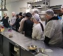 Больше тысячи сахалинских студентов и школьников приняли участие во Всероссийской акции "Неделя без турникетов"