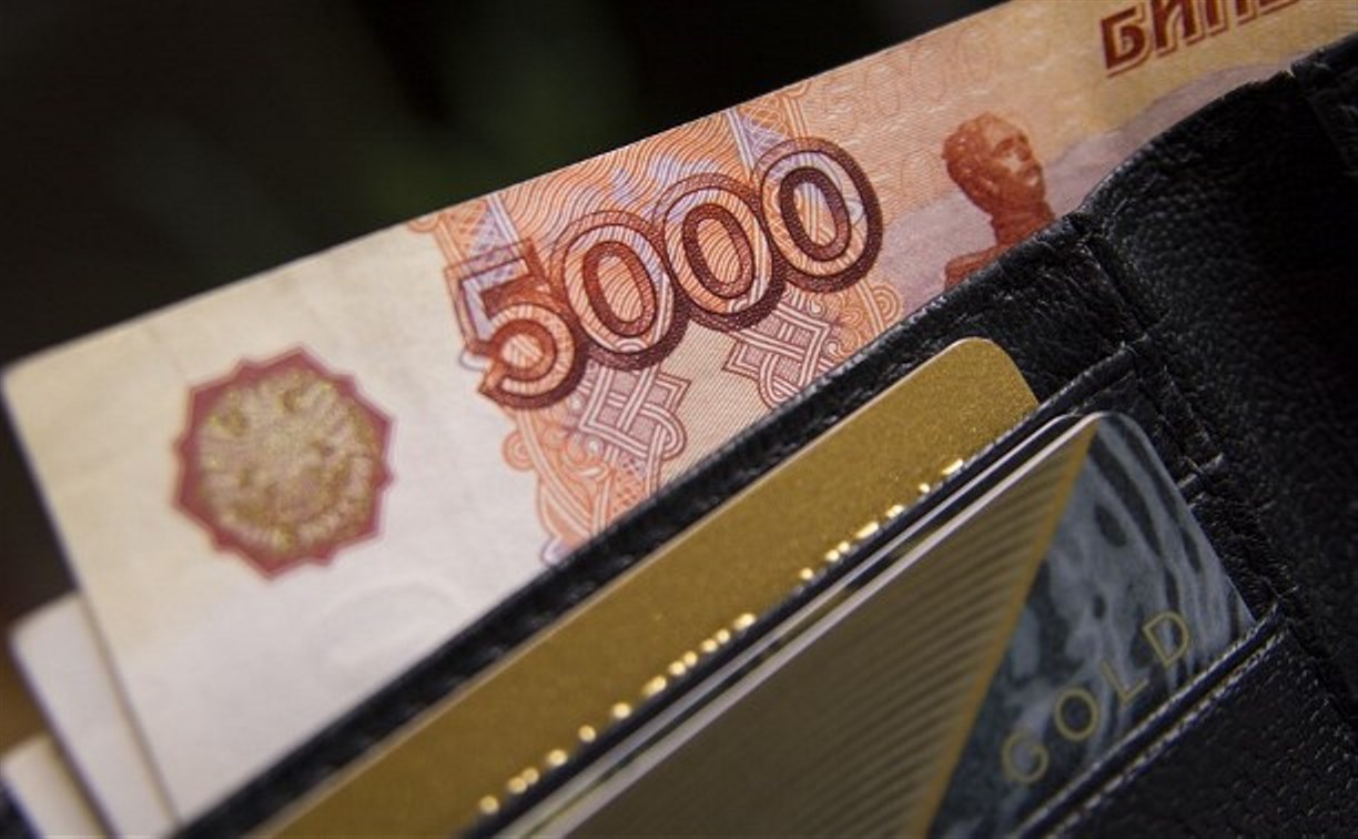 Сахалинец украл у собутыльника около 36 тысяч рублей
