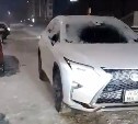 "Я не эгоистка": автохамка на полчаса заблокировала проезд в утренний час пик в ЖК в Южно-Сахалинске 