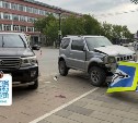 Две автомобилистки в Южно-Сахалинске попали в ДТП, пытаясь проехать перекрёсток на красный