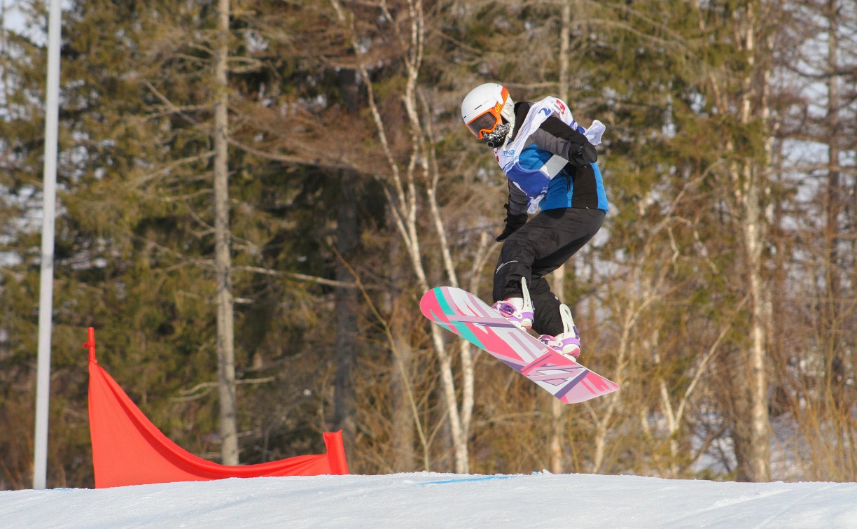 Бесплатно познать азы катания на сноуборде смогут сахалинцы