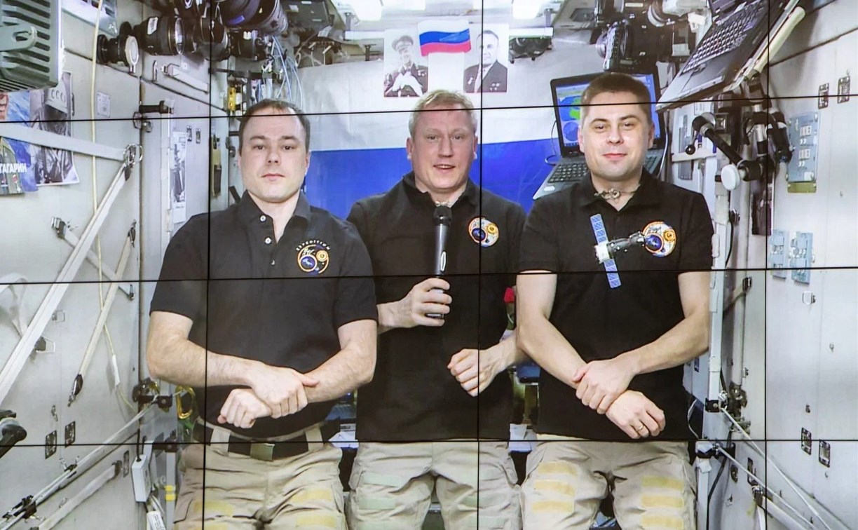 Космонавты с МКС поздравили сахалинское "Всероссийское общество инвалидов" с 35-летием