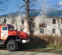 В Соколе тушили пожар в расселённом доме 