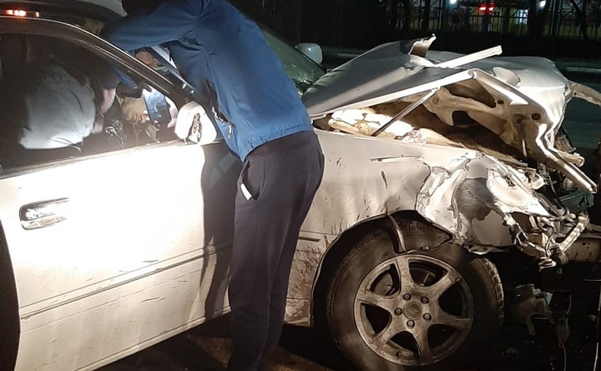 Нетрезвый водитель Toyota Crown попал в реанимацию после ДТП в Тымовском районе