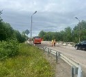 В Смирныховском районе начали ремонтировать мостовые переходы