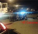 Иномарка врезалась в грузовик на Холмском шоссе