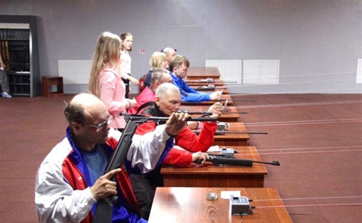 В Аниве прошли соревнования по пулевой стрельбе среди инвалидов