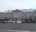 В "заминированную" больницу им. Анкудинова Южно-Сахалинска утром съехались спасатели и полиция