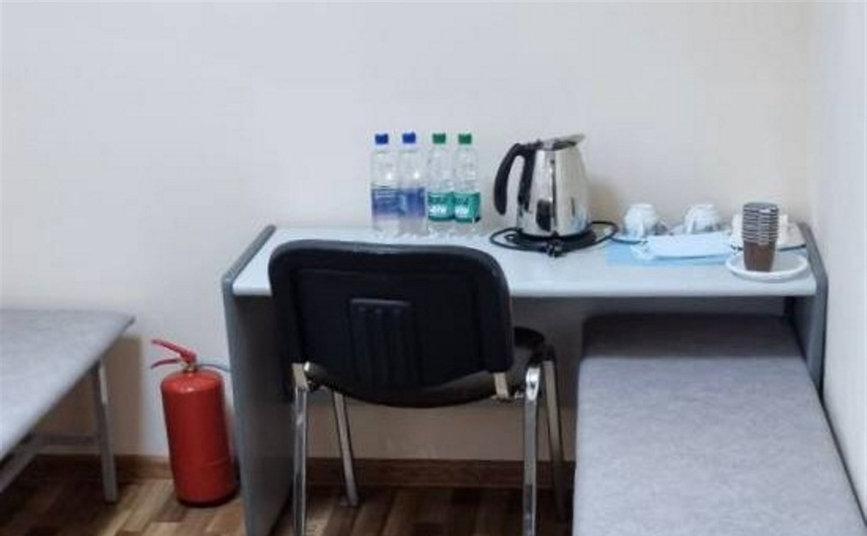 Аэропорт "Южно-Сахалинск" ответил на жалобы о комнате матери и ребёнка в Охе