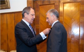 Политика и экономика