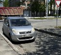 Неизвестный врезался в Toyota Passo и уехал с места ДТП в Южно-Сахалинске
