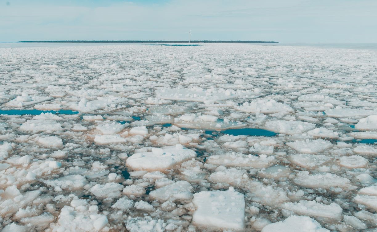 Южно Сахалинск Охотское море зима