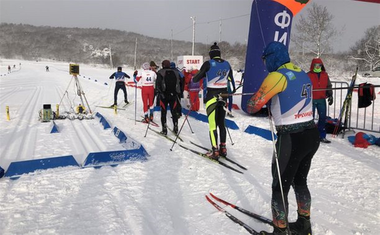 На Сахалине прошли лыжные гонки «Троицкий спринт»