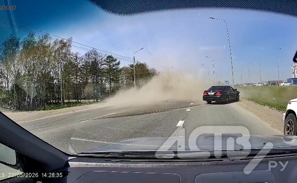 Момент жёсткого ДТП в пригороде Южно-Сахалинска попал на видеорегистратор