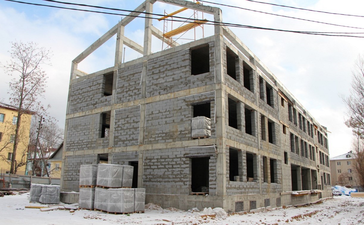 Новое здание строят для центра "Маячок"