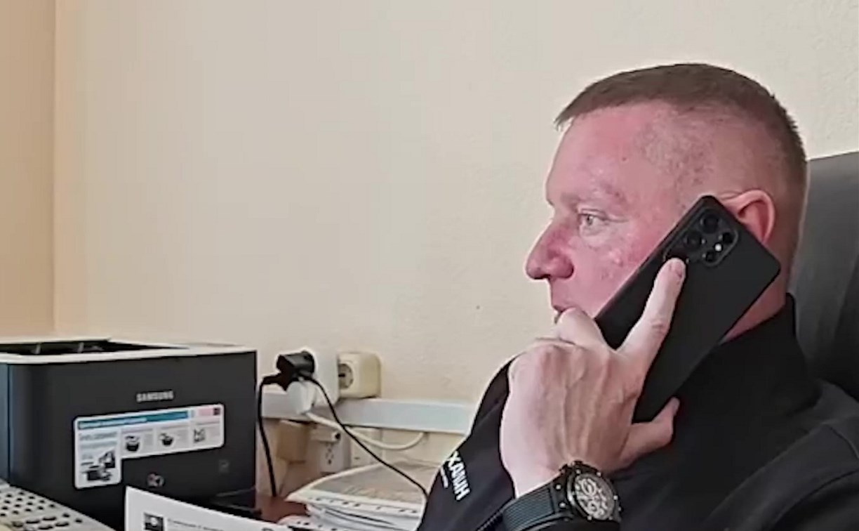 Директор СКК связался с южносахалинцем, получившим ожоги ноги во время порыва теплотрассы