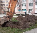 Водоканал Южно-Сахалинска без разрешения перекопал один из городских дворов