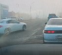 "По встречке в туман": ещё один автохам попался в объектив видеорегистратора в Южно-Сахалинске 