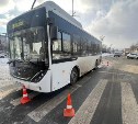 "Насмерть сбил женщину на зебре": в Южно-Сахалинске разыскивают очевидцев ДТП с автобусом 