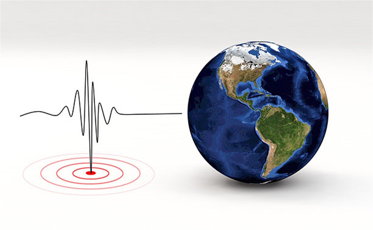 У Северных Курил произошло землетрясение магнитудой почти 6 