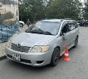 В Южно-Сахалинске ищут того, кто повредил Fielder у поликлиники 