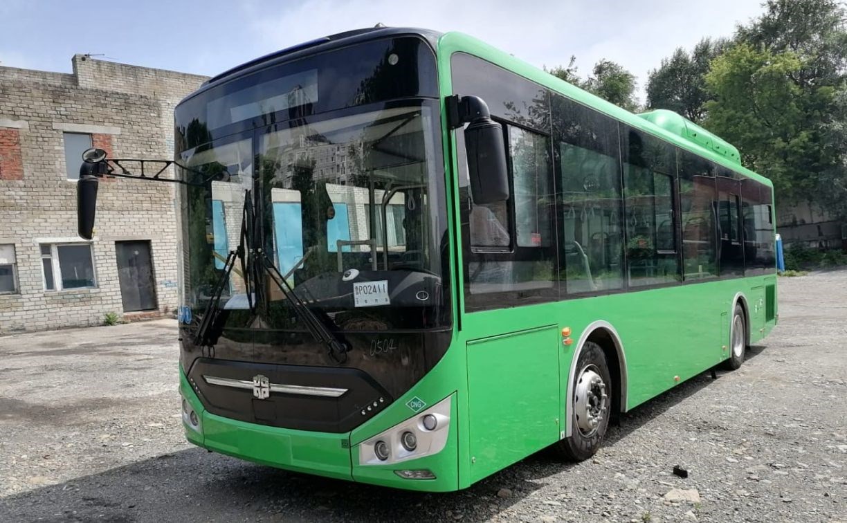 Новая партия зелёных автобусов в Южно-Сахалинске: на какие маршруты их поставят