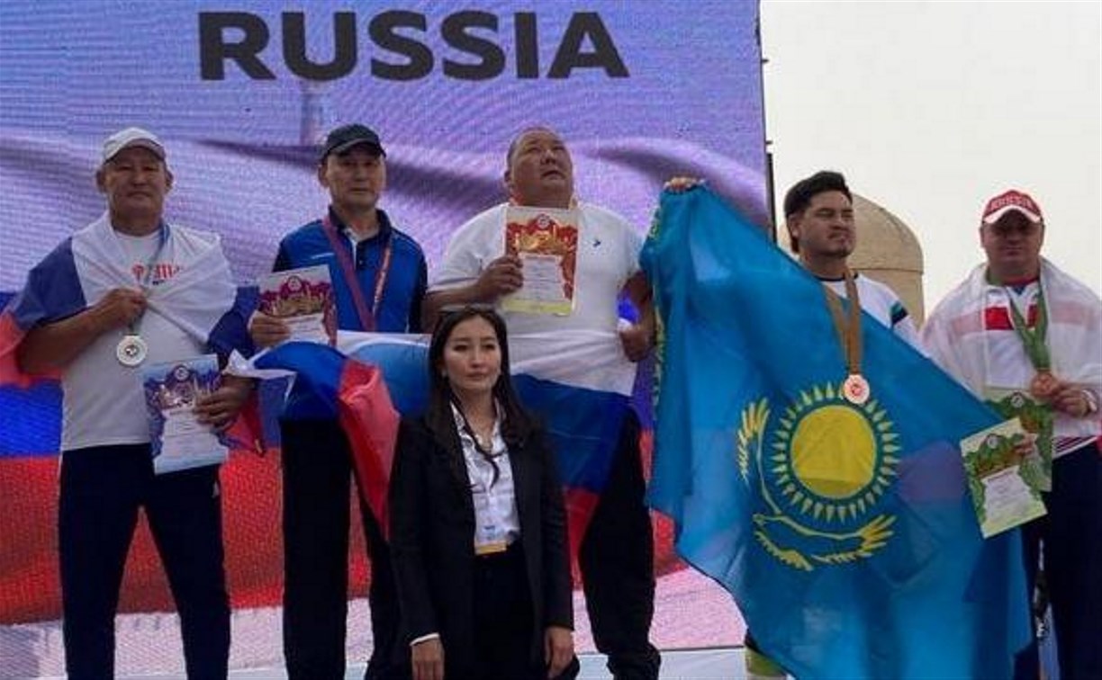 Сахалинец взял бронзу на чемпионате мира по мас-рестлингу