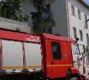 Пять человек эвакуировали из жилого дома в Аниве