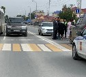 Lexus сбил женщину на пешеходном переходе в Южно-Сахалинске