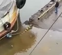 В корсаковском порту утонул плавучий причал