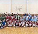 Сотня школьников Южно-Сахалинска вышла на паркет баскетбольного турнира