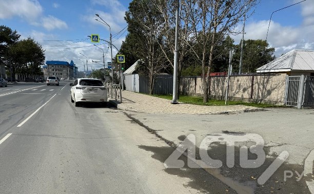 Очевидцев столкновения Kia Rio и Toyota Harrier ищут в Южно-Сахалинске