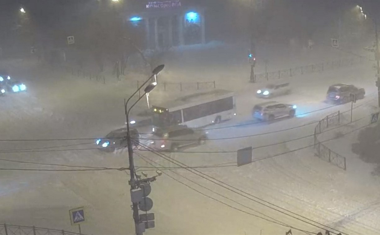Пассажирским автобусам закрыли дорогу Южно-Сахалинск - Холмск