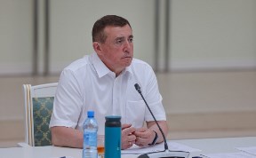 Политика и экономика