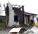 У сахалинской семьи с тремя детьми, в которой скоро появится четвертый, сгорел купленный в ипотеку дом 