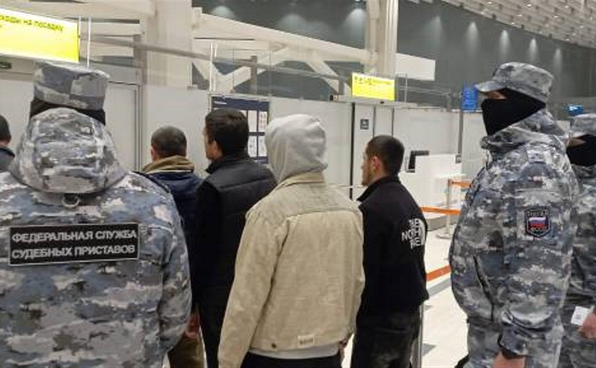 Мигрантов-нелегалов выдворили за пределы Сахалинской области