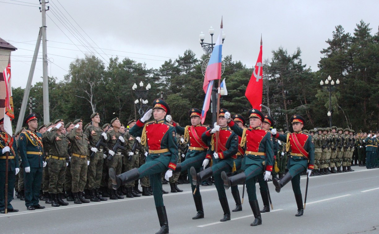 По улицам Южно-Сахалинска 3 сентября пройдут 400 военных, силовиков и спасателей