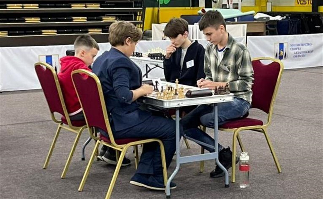 Первенство ДФО по шахматам стартовало на Сахалине