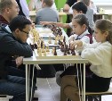 Школьники и педагоги сразились в шахматном турнире в Южно-Сахалинске