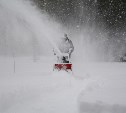Губернатор остался недоволен расчисткой сахалинских улиц и дворов от снега