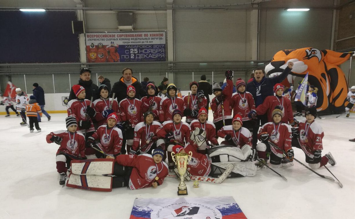 Хоккеисты из Южно-Сахалинска завоевали «Кубок Амура»
